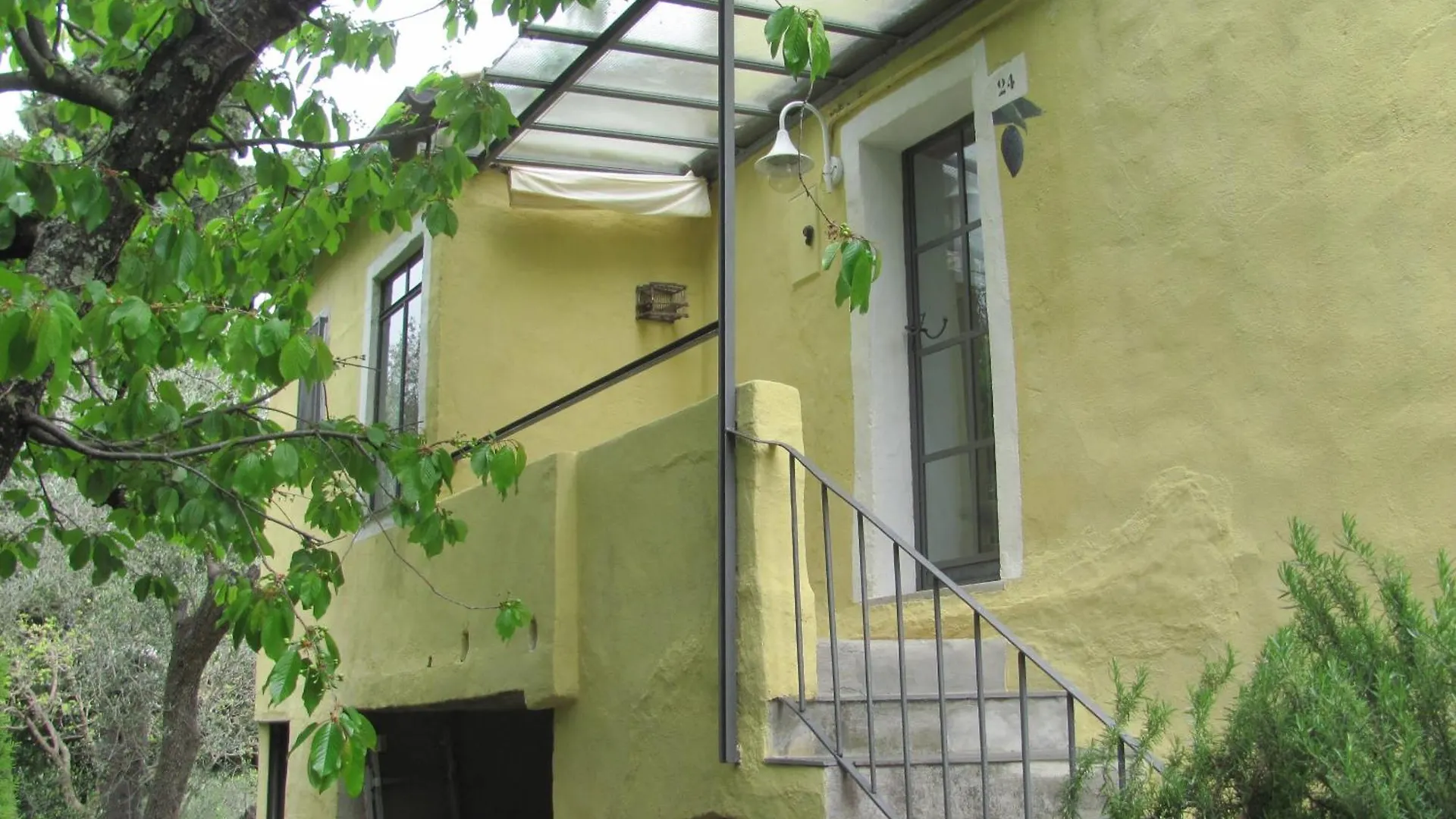 Romantisches Appartamento Oliva Dolcedo Apartment